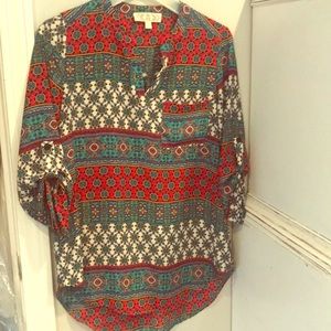 Quarter sleeve blouse